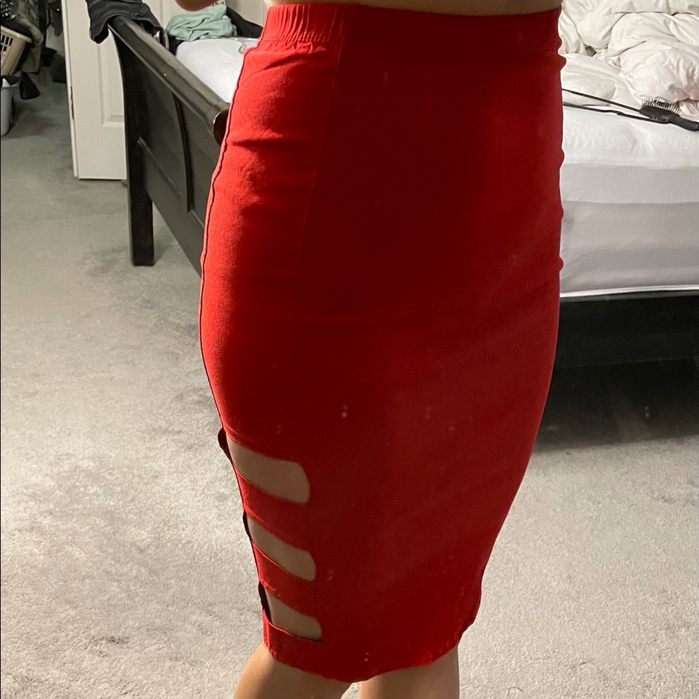 Bozzolo high waisted cut out red skirt